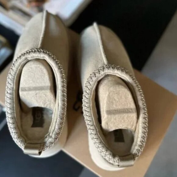 UGG Tasman Slippers Mustard Seed Womens - Picture 4 of 6